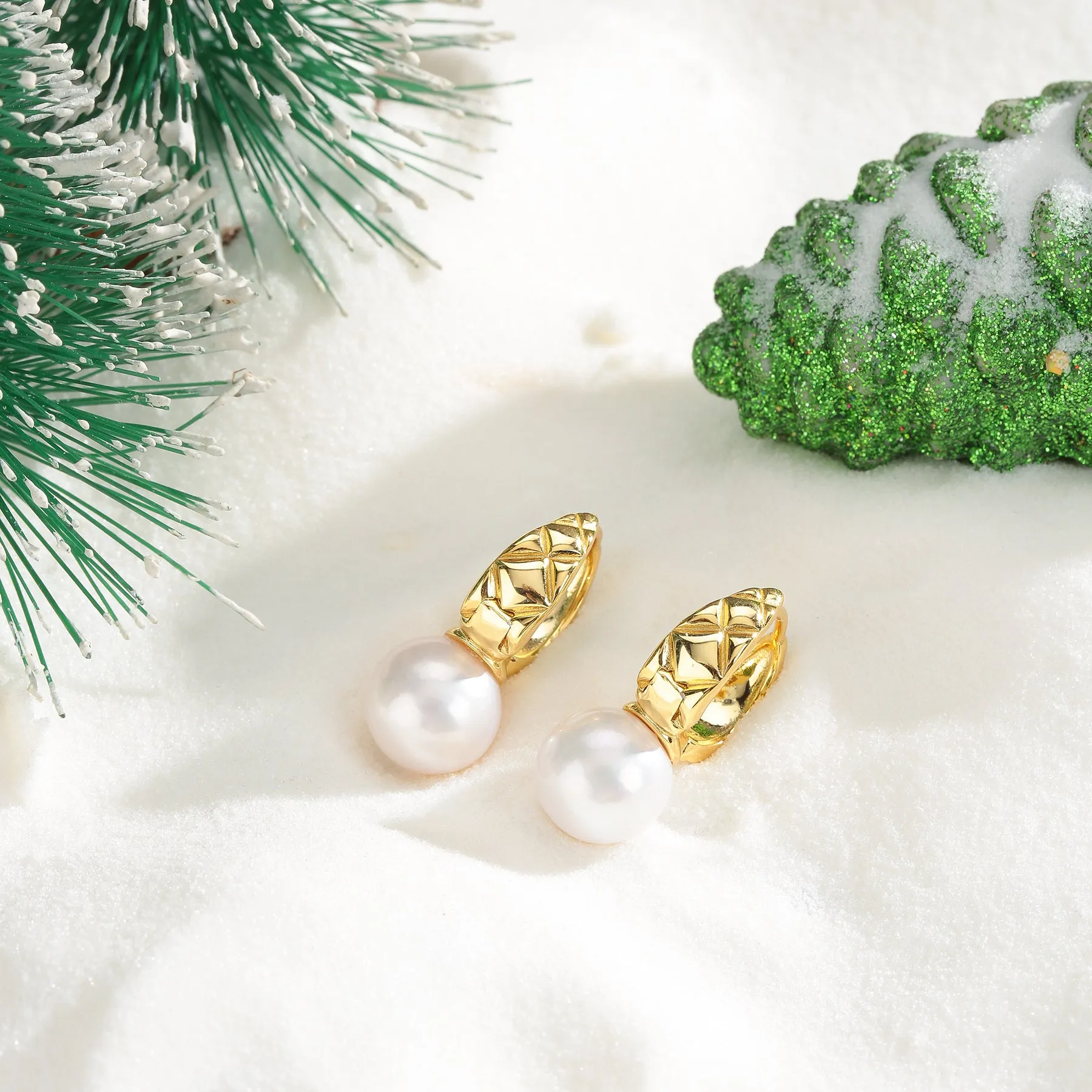 10-11mm Freshwater Pearl Thick Hoop Earrings