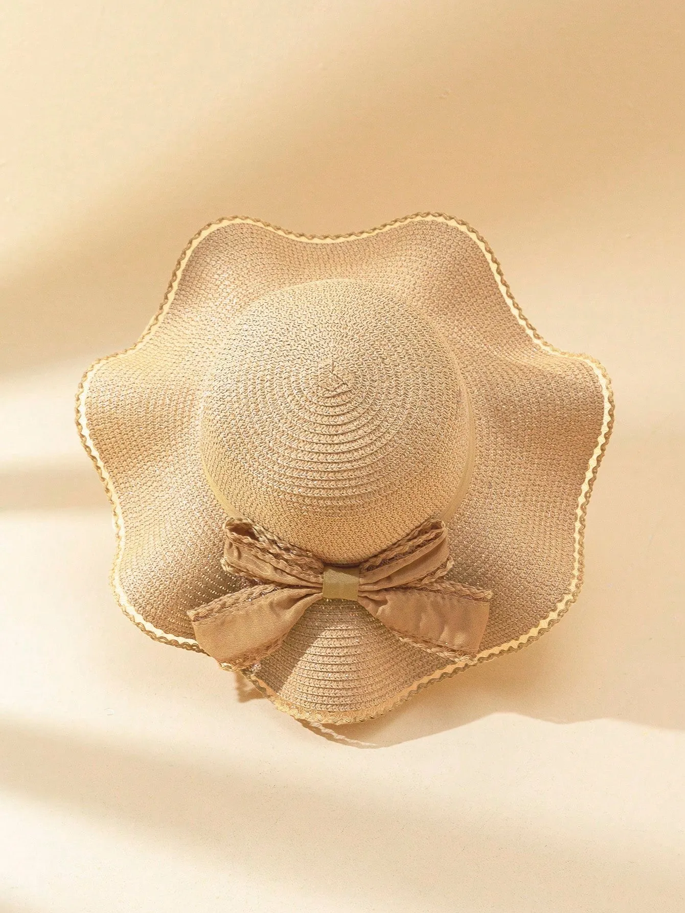 1pc Women's Solid Color Adhesive Patch Bowknot Tied Wavy Edge Wide Brim Sun Straw Hat, Perfect For Beach Vacation Photoshoots