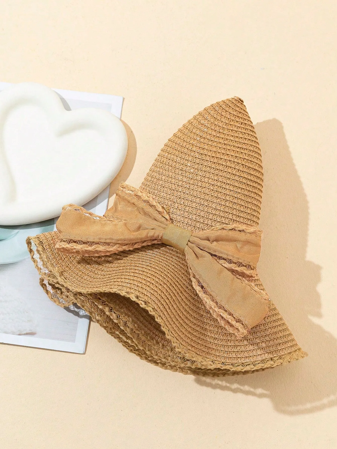 1pc Women's Solid Color Adhesive Patch Bowknot Tied Wavy Edge Wide Brim Sun Straw Hat, Perfect For Beach Vacation Photoshoots