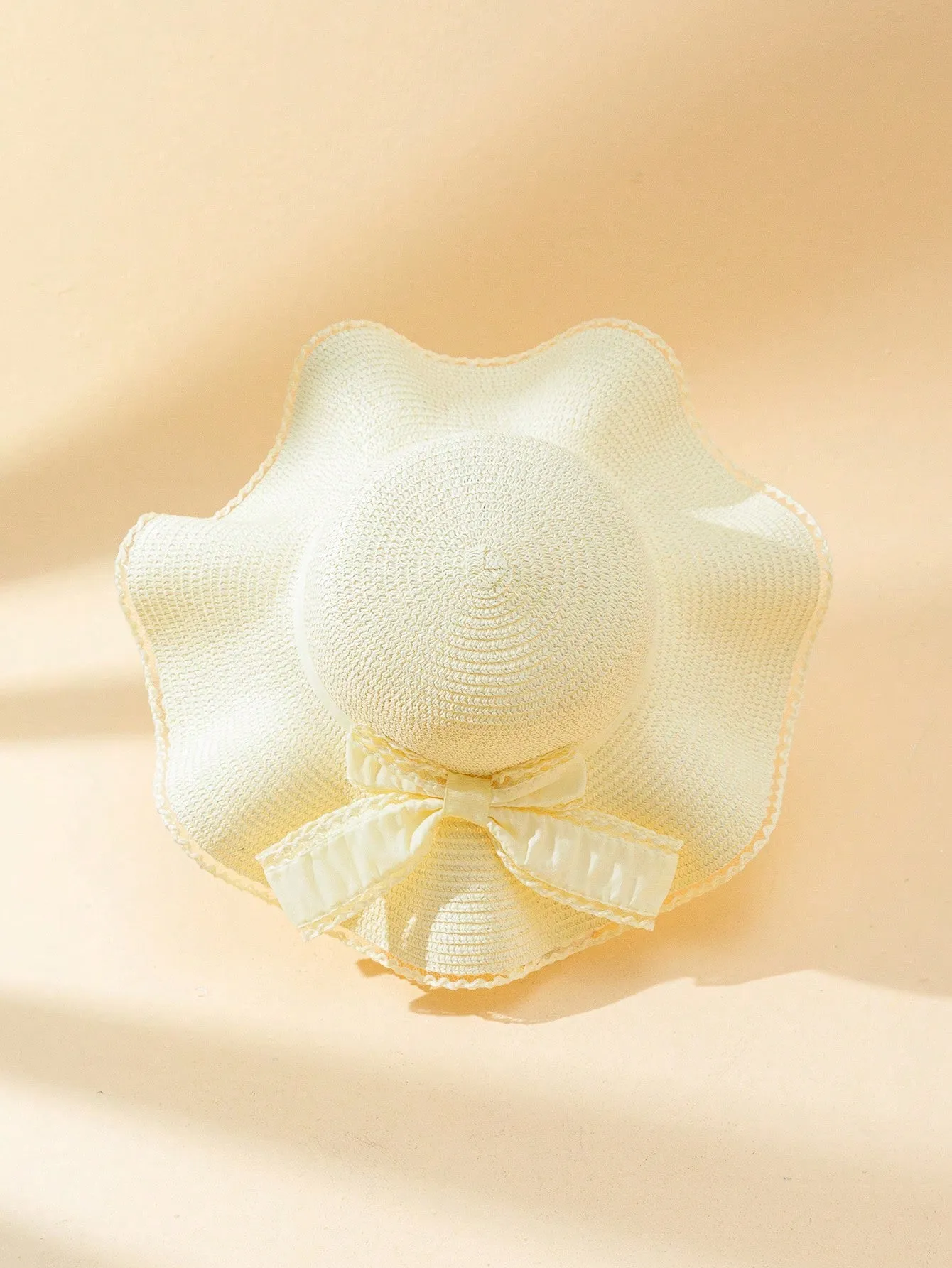 1pc Women's Solid Color Adhesive Patch Bowknot Tied Wavy Edge Wide Brim Sun Straw Hat, Perfect For Beach Vacation Photoshoots