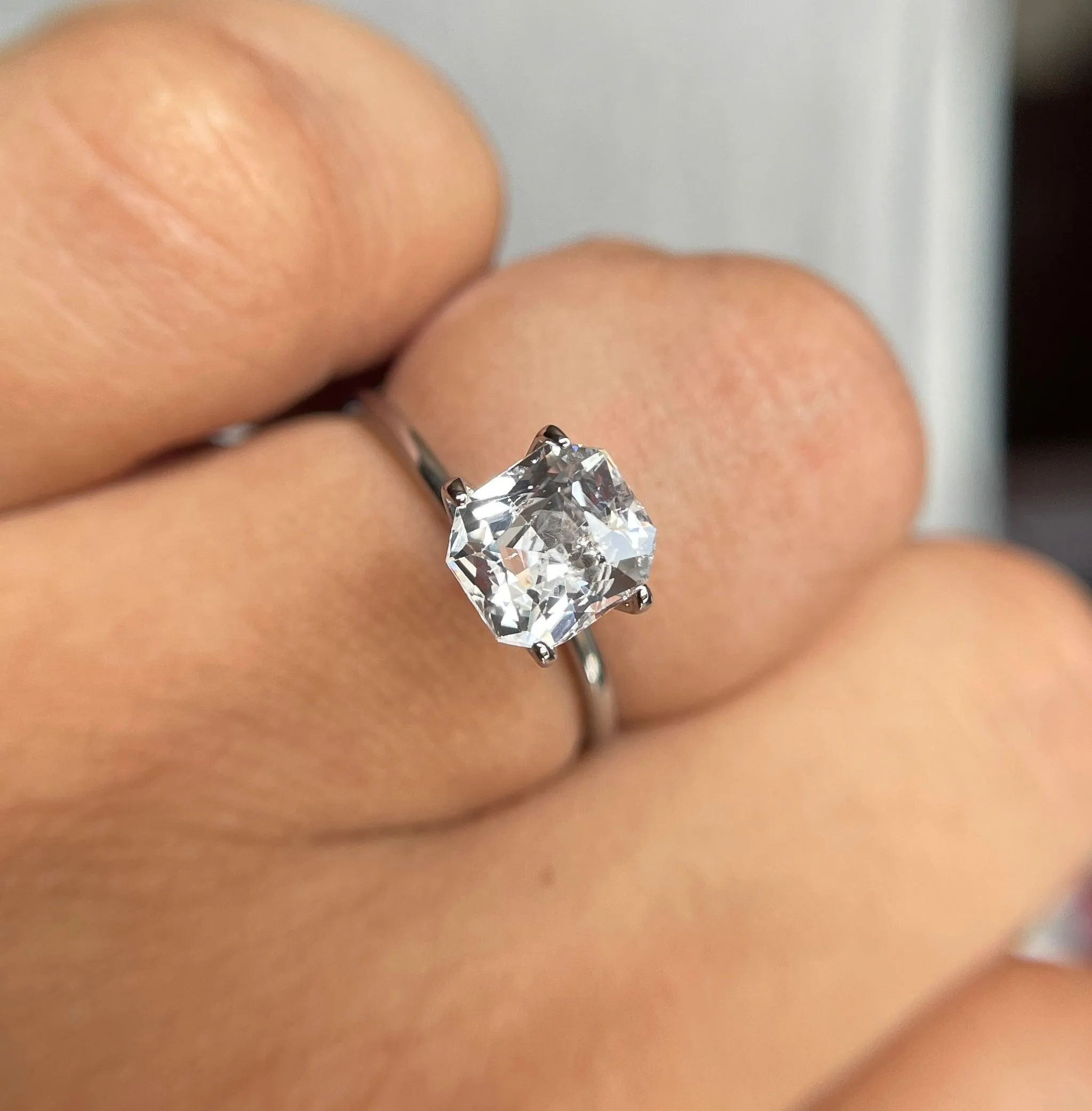 2.35 crt White Sapphire/ / OFF white sapphire/ White theme/ White favourite/ White sapphire ring/ custom ring/ Engagement Ring/ Diamond alt