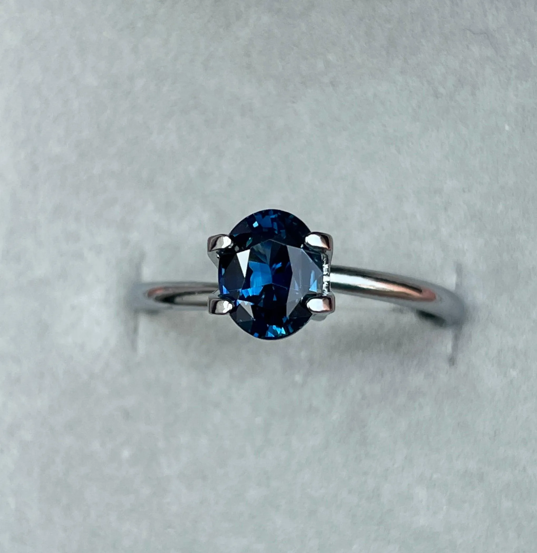 AAA Color Ceylon Blue Sapphire Loose Oval Cut Gemstone, Fine Quality Blue Sapphire Ring And Jewelry Making Gemstone 1.25 Ct