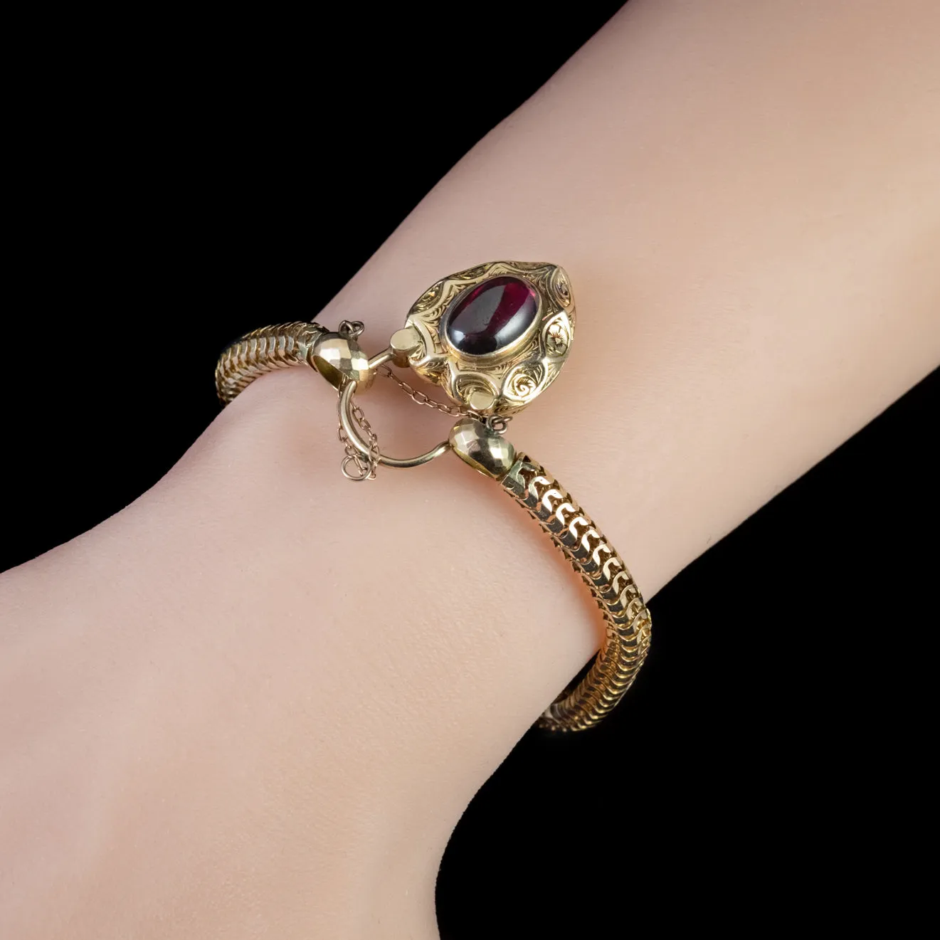 Antique Victorian Garnet Padlock Bracelet 15Ct Gold Circa 1860 Boxed