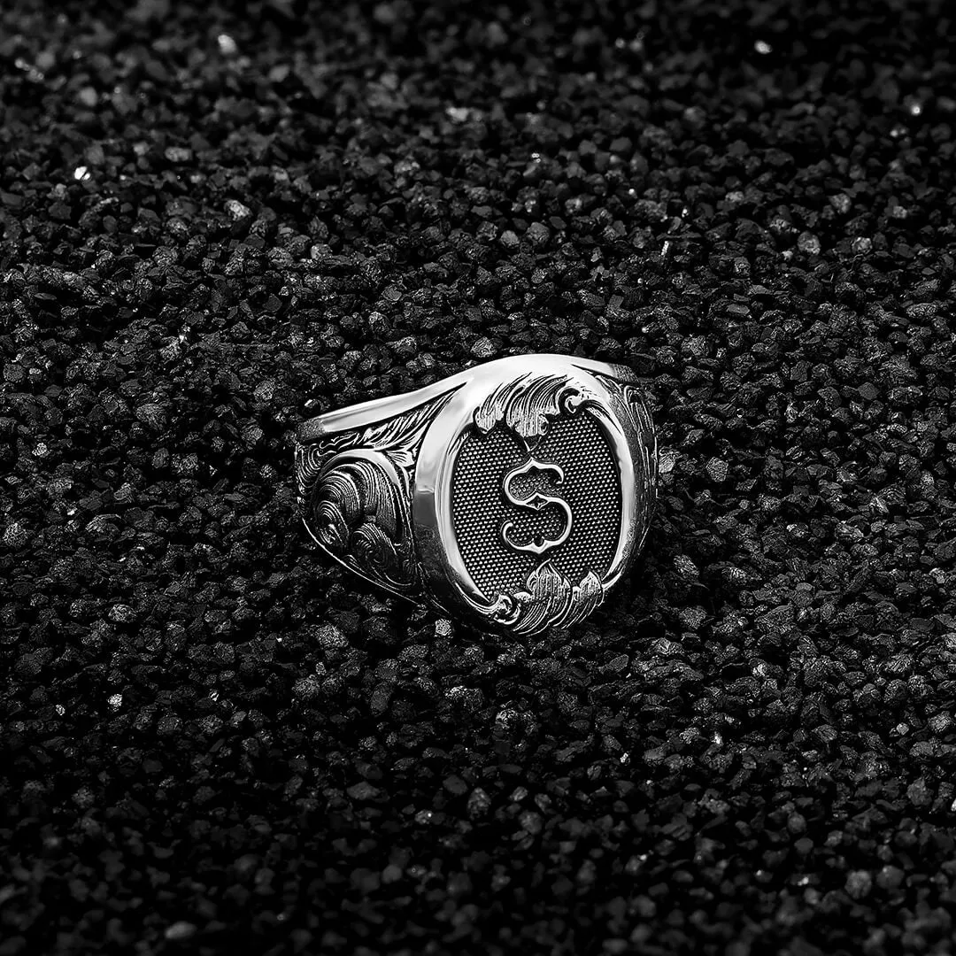 Classic Statement Signet Ring in Silver