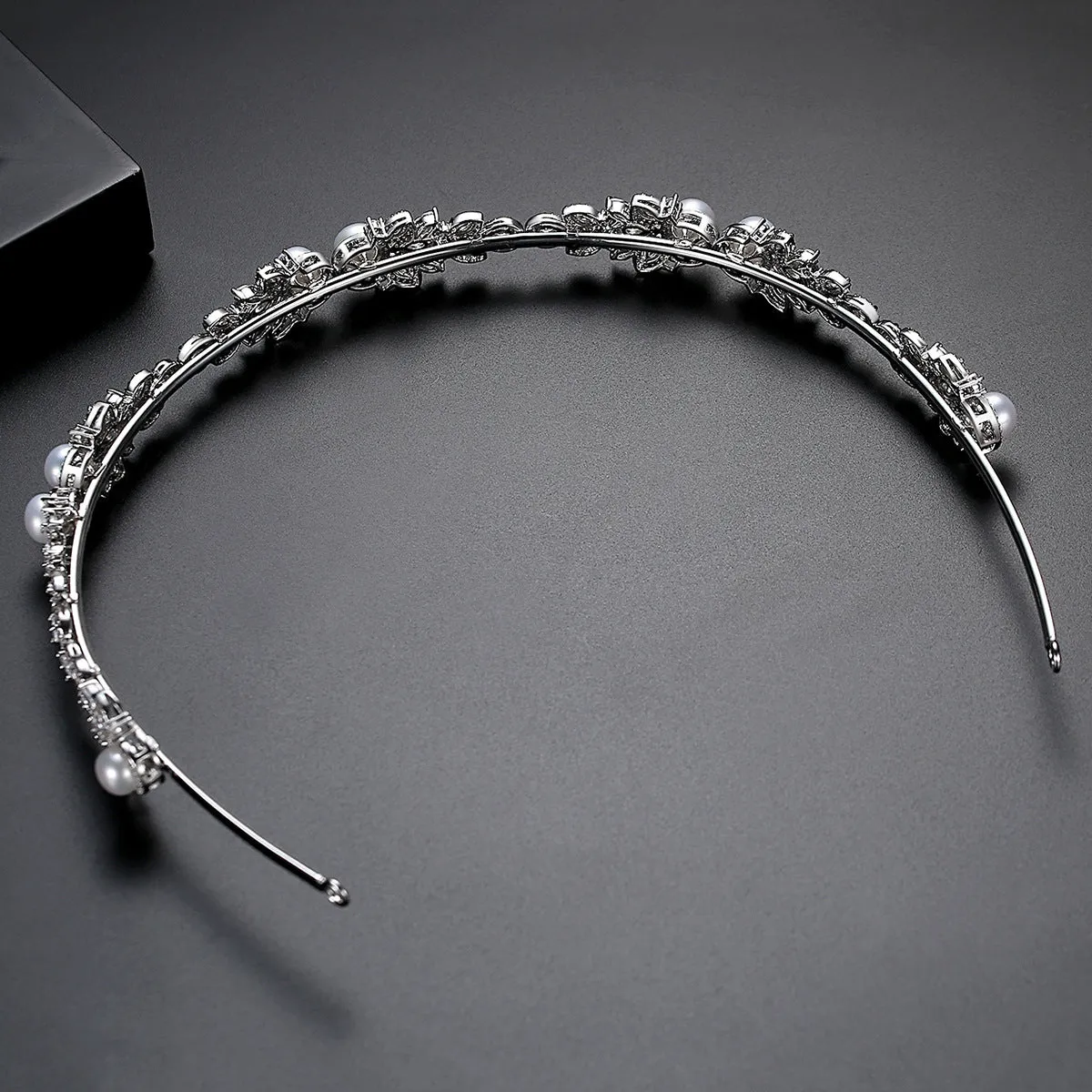 Cubic Zirconia Wedding Tiaras for Bridal Flower Headband,Gatherings Hair Accessories T16G15