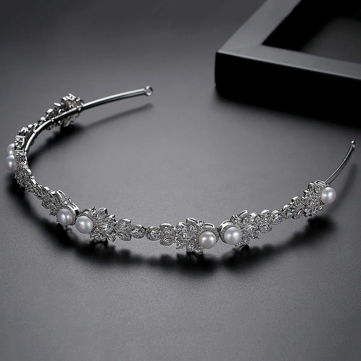Cubic Zirconia Wedding Tiaras for Bridal Flower Headband,Gatherings Hair Accessories T16G15