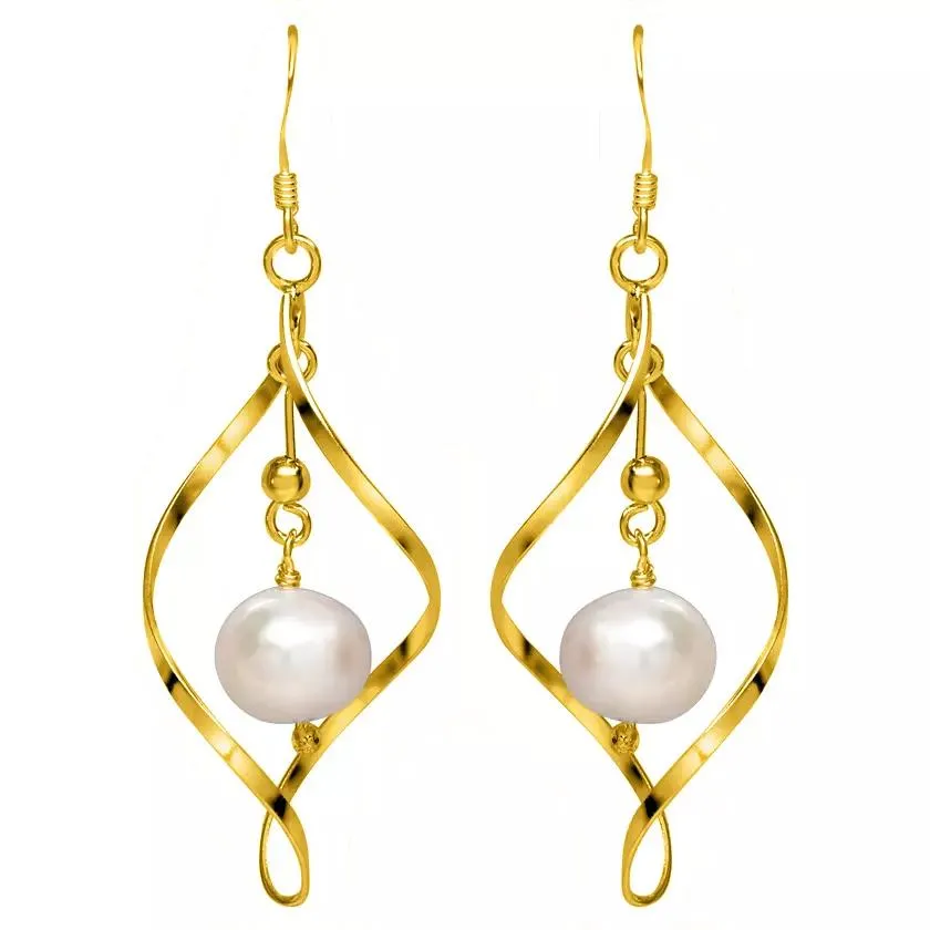 Freshwater Pearl Dangle Earrings in Sterling Silver