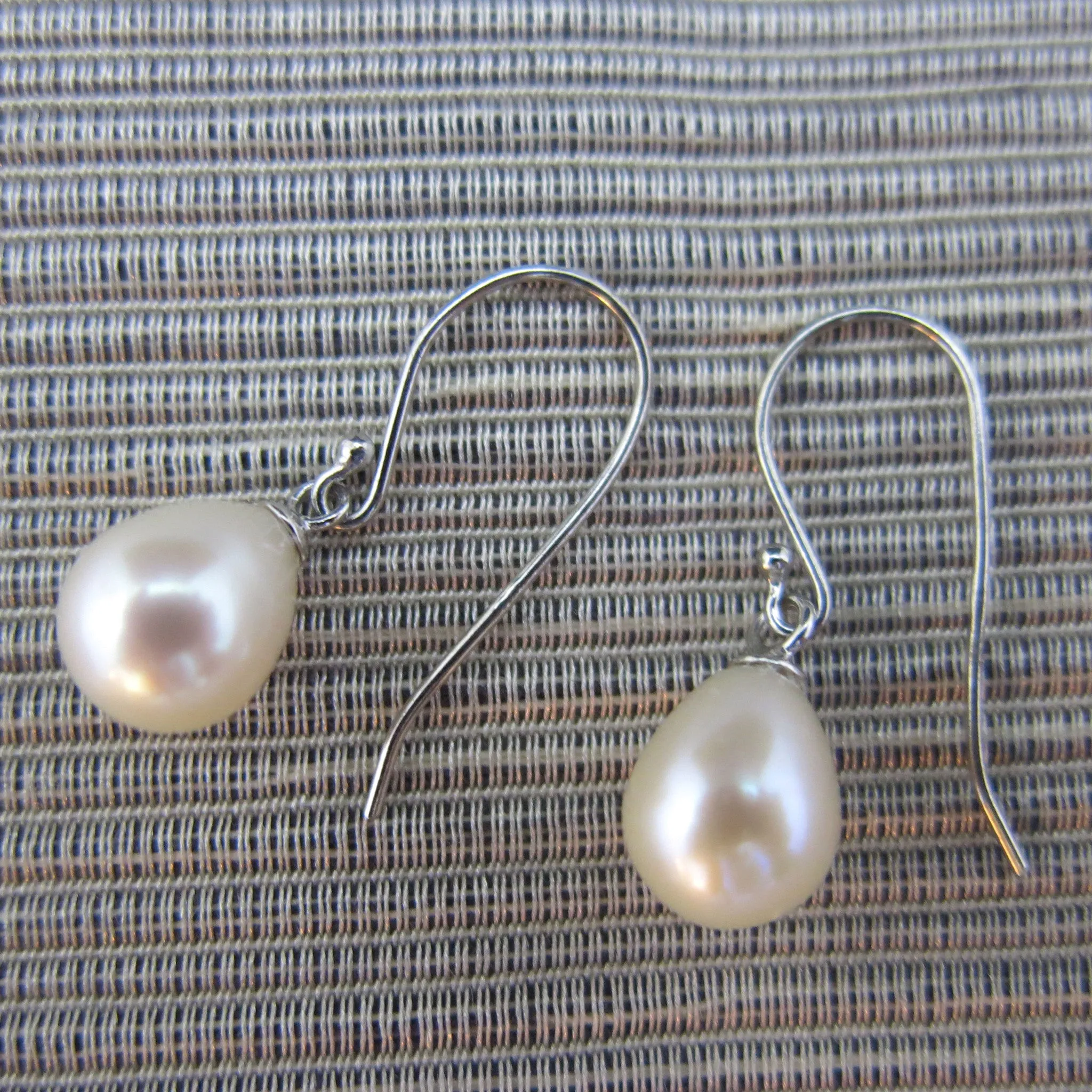 Freshwater Pearl Drop Earrings