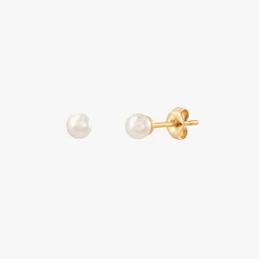 Little Pearl Stud Earrings