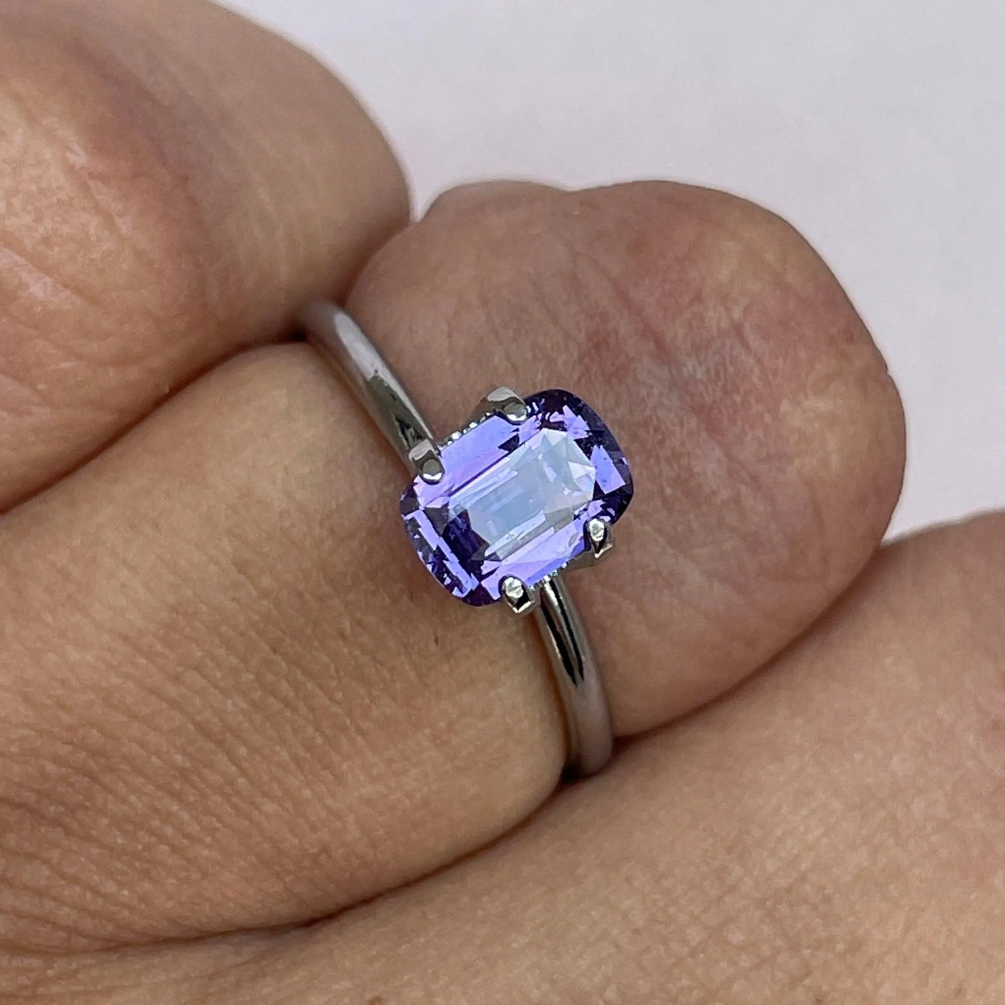 loose purple sapphire 1.27 crt purple pink sapphire online, selling loose gemstones online for october birthstone jewelry as fiance ring, made to order engagement rings in new world gems selling loose gemstones online