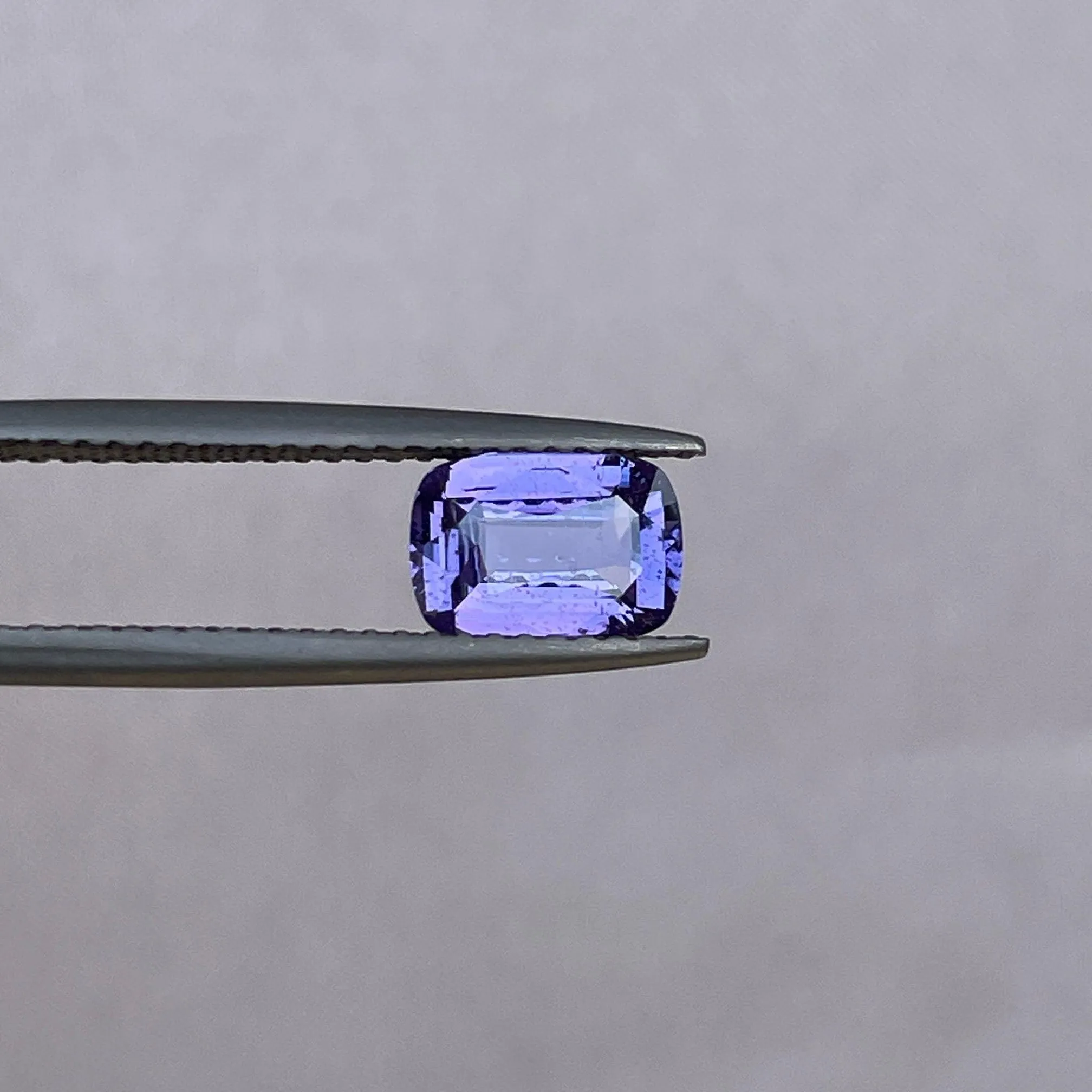 loose purple sapphire 1.27 crt purple pink sapphire online, selling loose gemstones online for october birthstone jewelry as fiance ring, made to order engagement rings in new world gems selling loose gemstones online