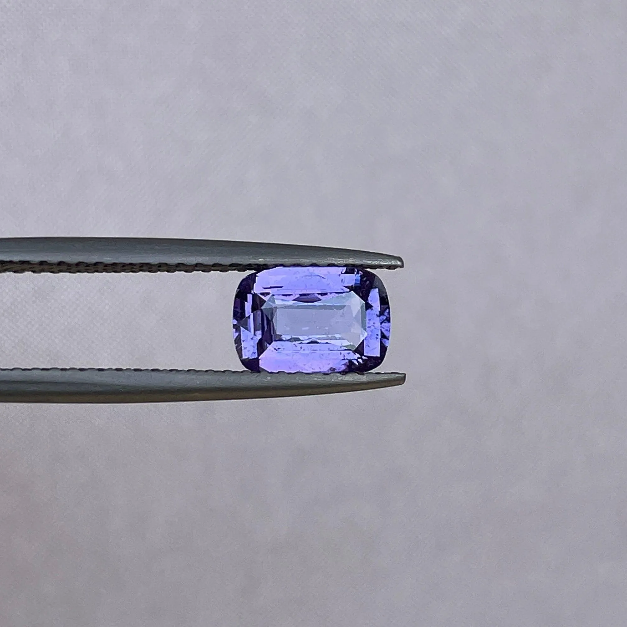 loose purple sapphire 1.27 crt purple pink sapphire online, selling loose gemstones online for october birthstone jewelry as fiance ring, made to order engagement rings in new world gems selling loose gemstones online