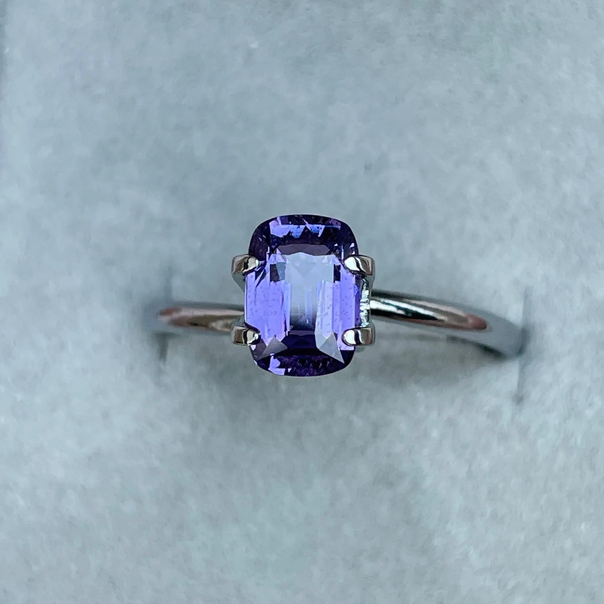 loose purple sapphire 1.27 crt purple pink sapphire online, selling loose gemstones online for october birthstone jewelry as fiance ring, made to order engagement rings in new world gems selling loose gemstones online