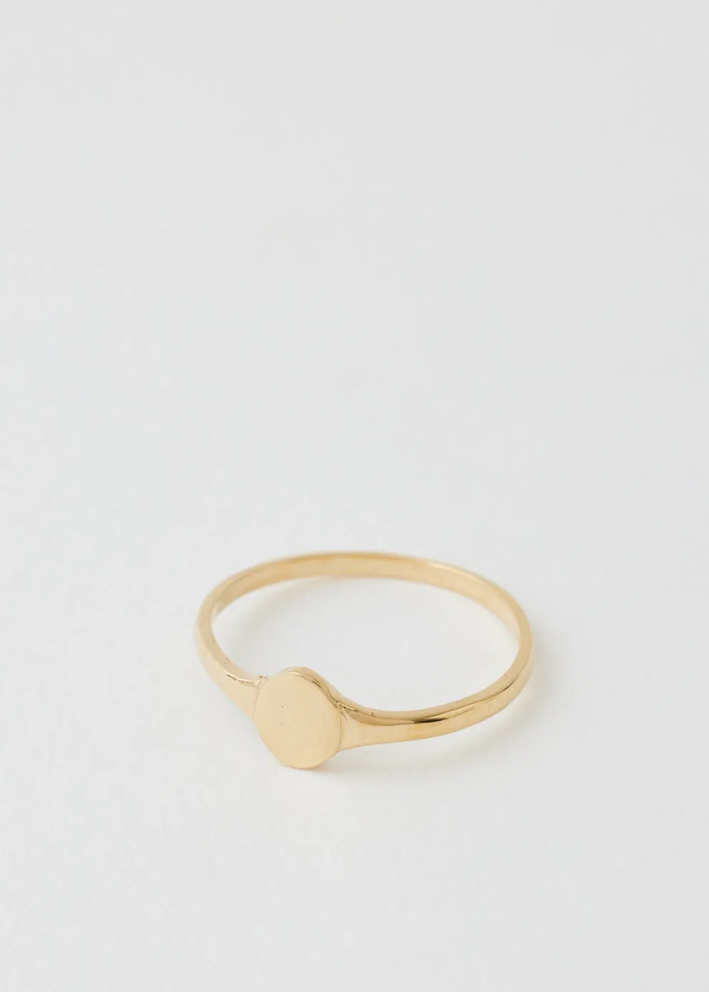Mini Oval Signet Ring