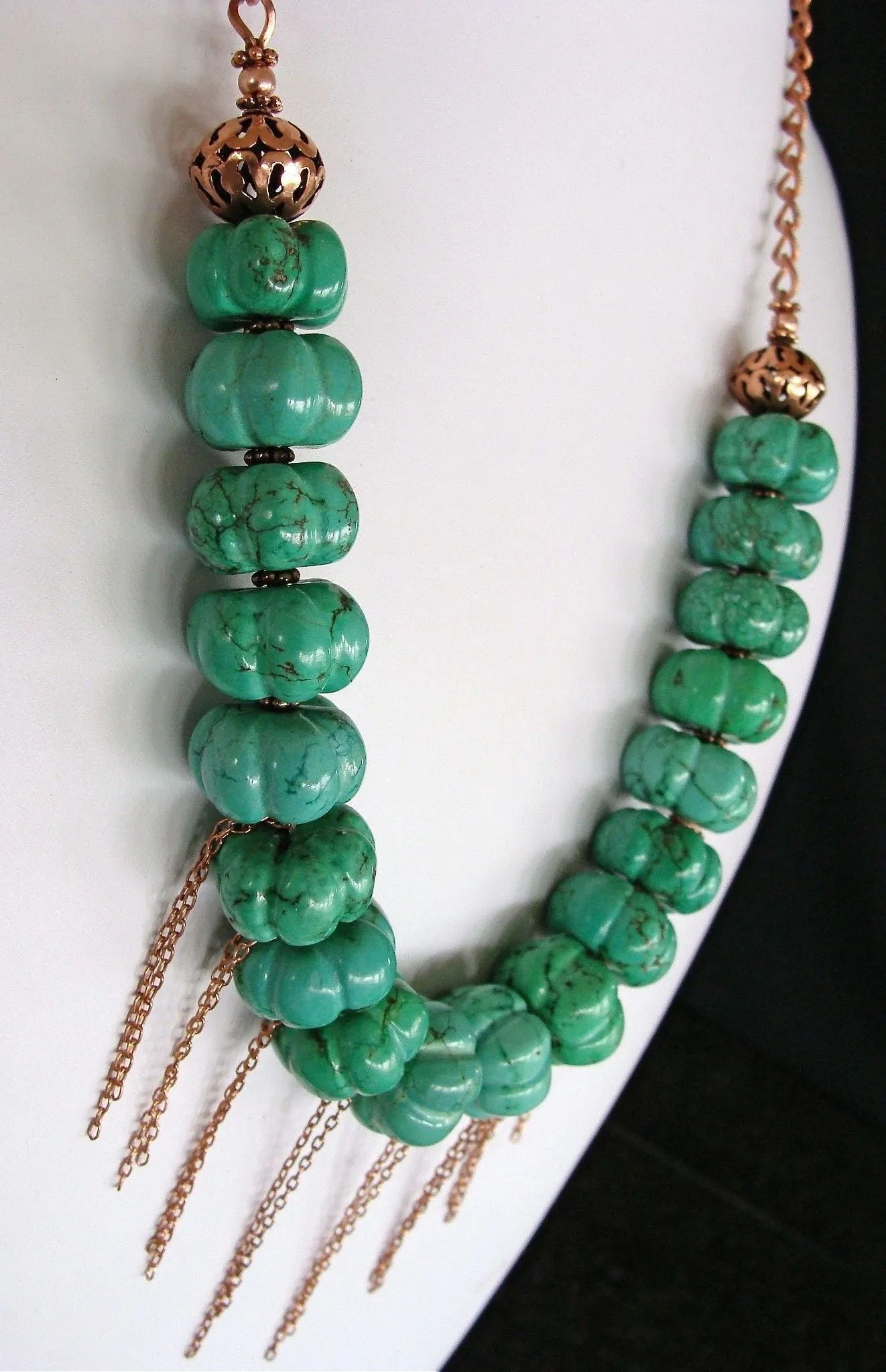Mountain Song: Handcrafted Green Necklace Set