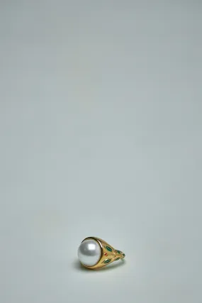 Pearl Signet Ring