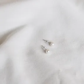 Pearl Studs