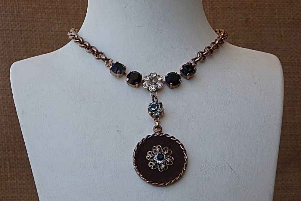Rose gold lariat necklace