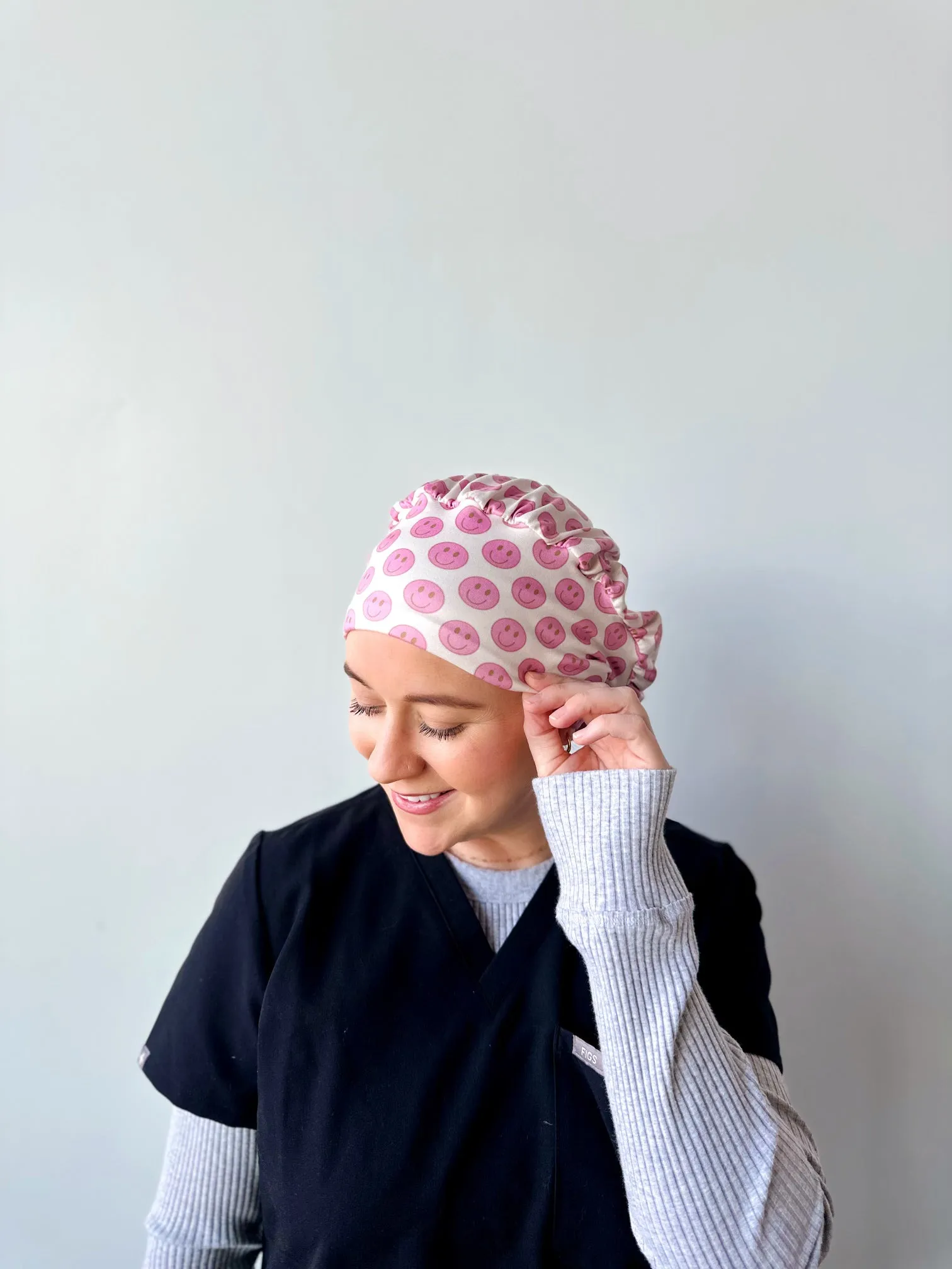 Scrub Hat - Pink Smiley