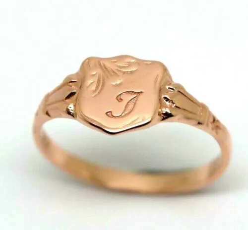 Size P, 9ct 9kt Yellow, Rose or White Gold Shield Signet Ring   Engraving of one initial