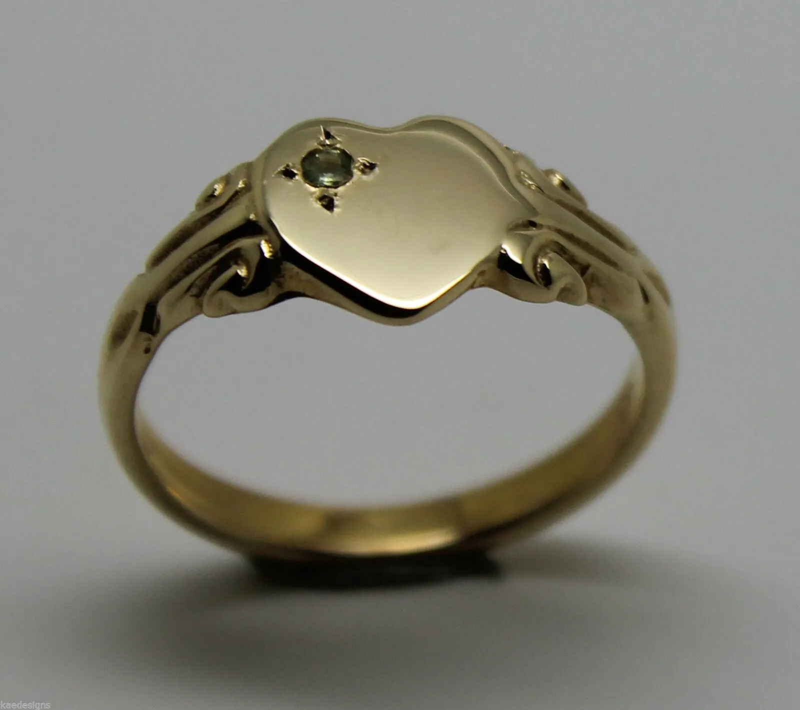 Size Q August Birthstone 9ct Yellow, Rose or White Gold 375 Green Peridot Stone Heart Signet Ring