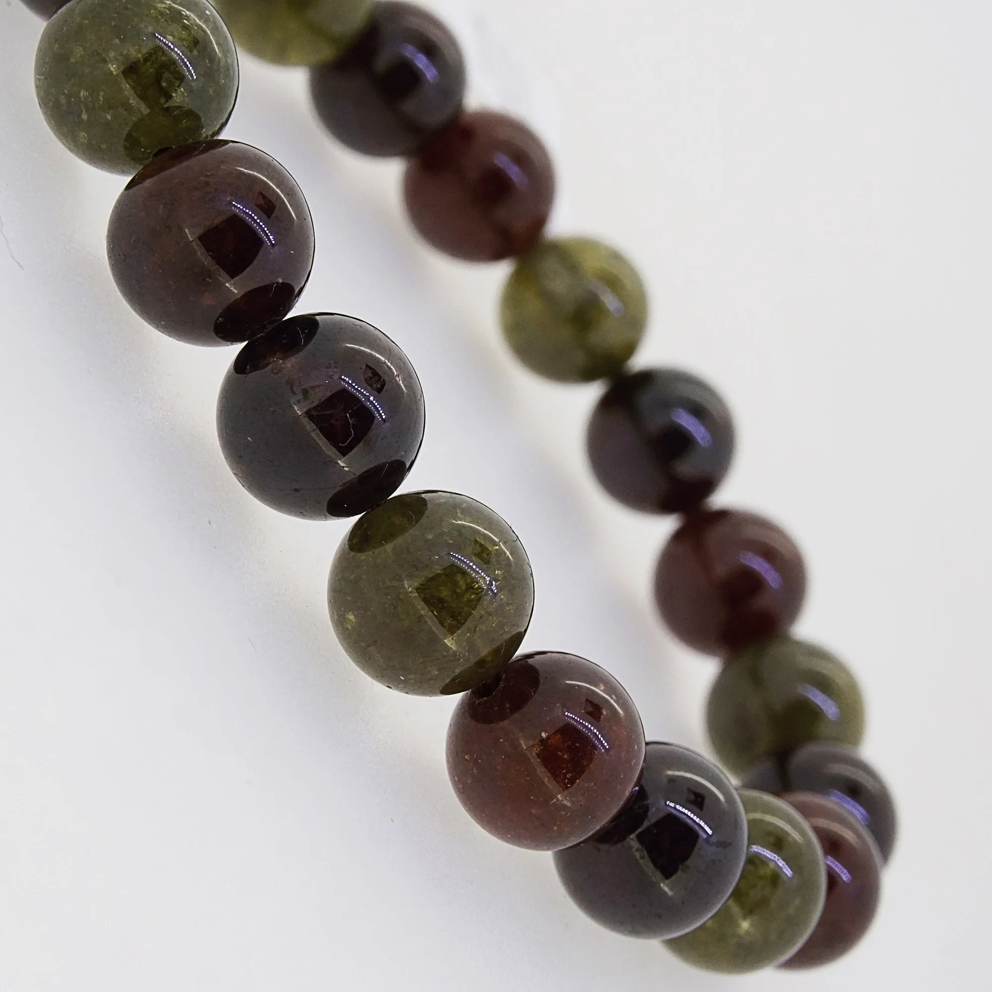 Tricolor Garnet 10mm