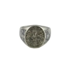WHITE GOLD SIGNET RING