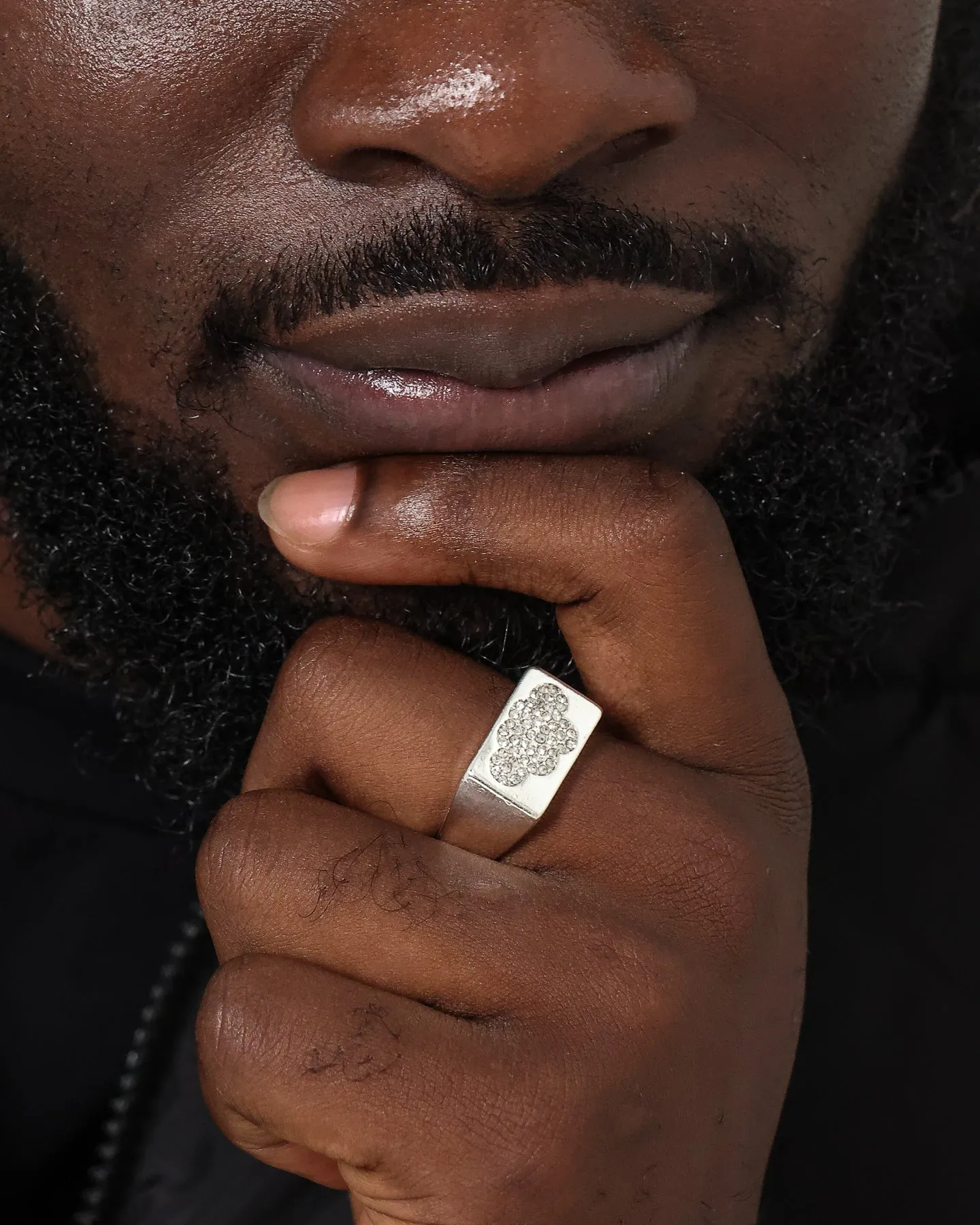 Wild For The Weekend Cloud Crystal Signet Ring (Medium) Silver